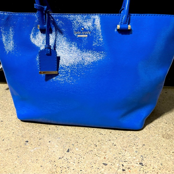 Kate Spade Tote - Picture 1 of 9